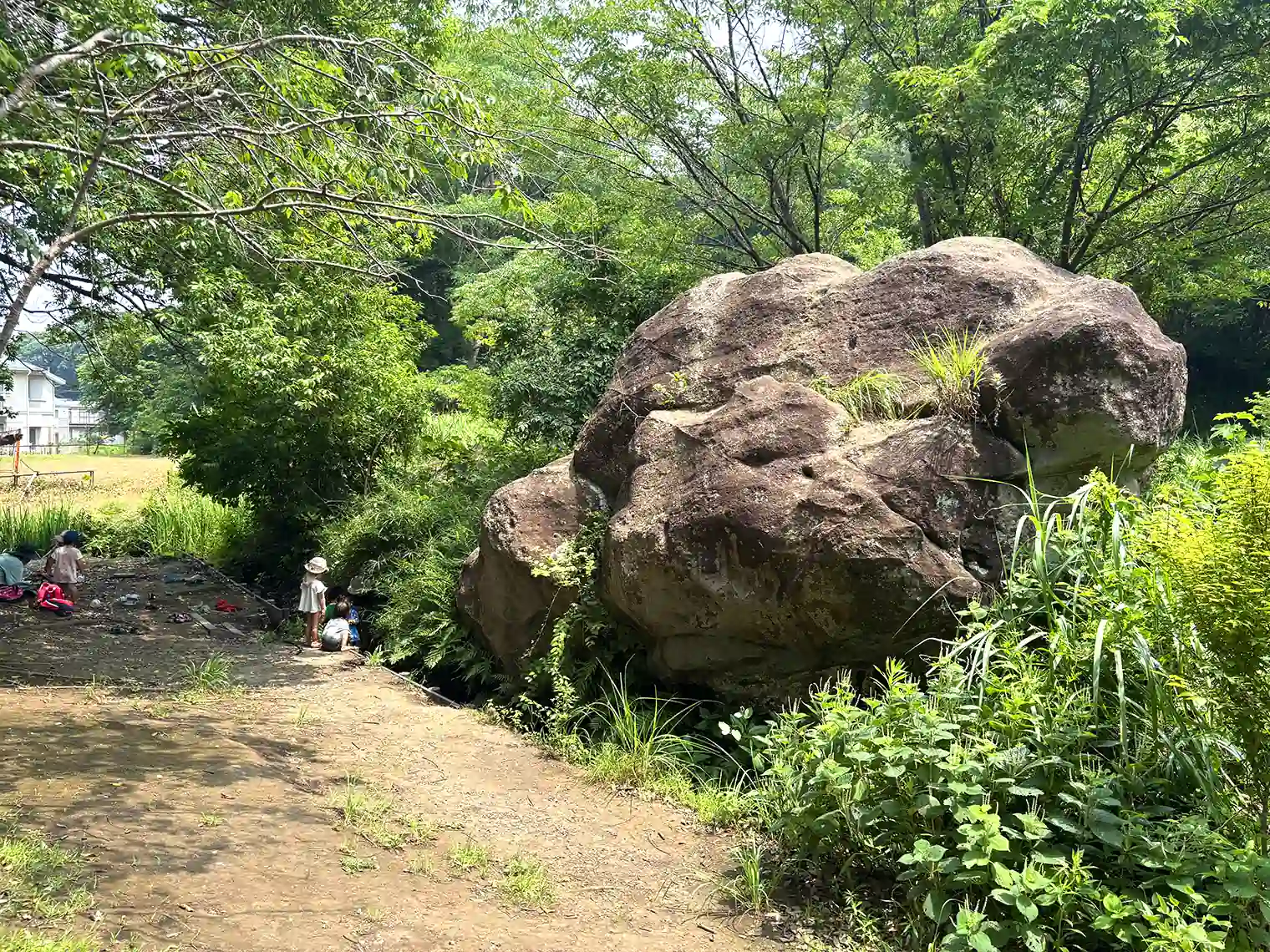 しし石