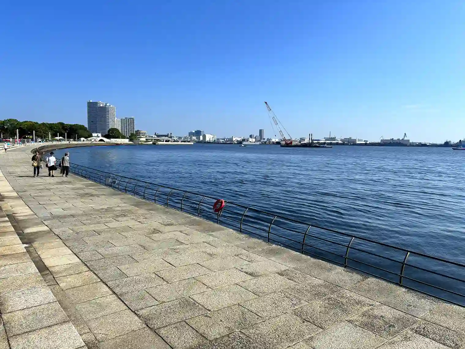 海浜プロムナード