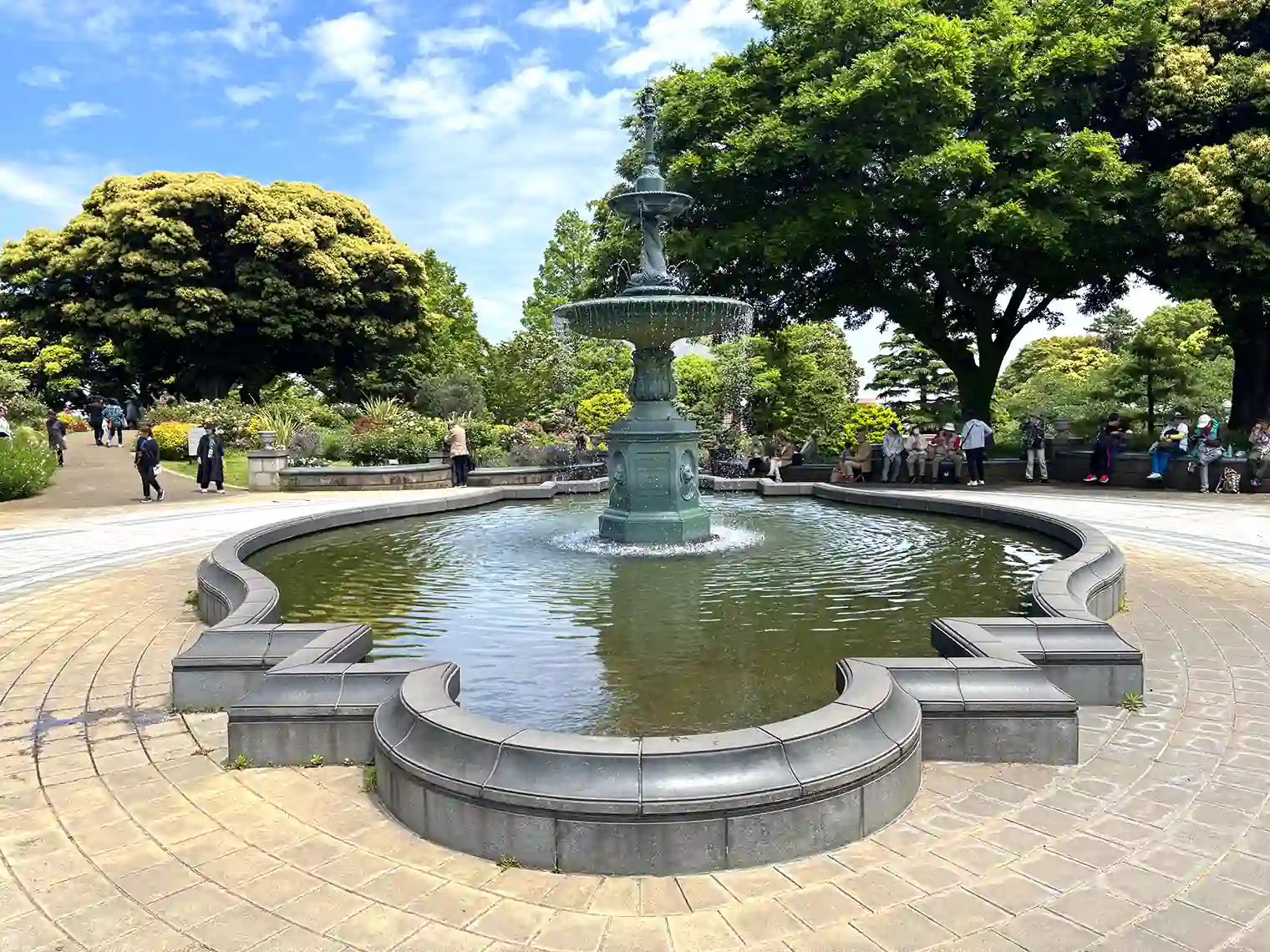 噴水広場