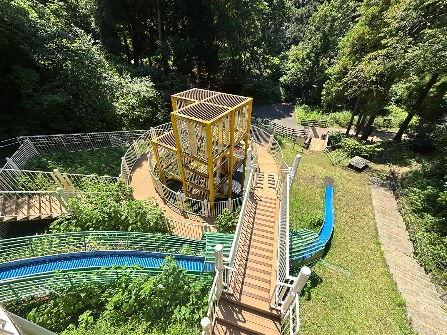 とりでの森大型遊具