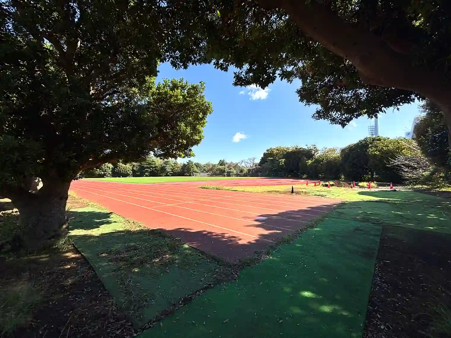 補助陸上競技場