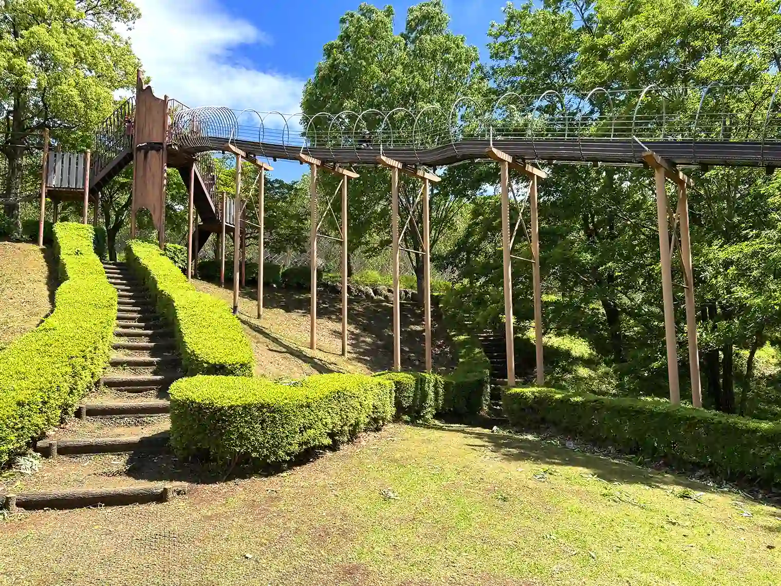 ローラー滑り台（ターザン広場）