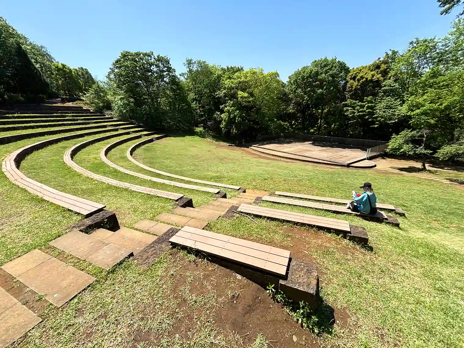 ステージ広場