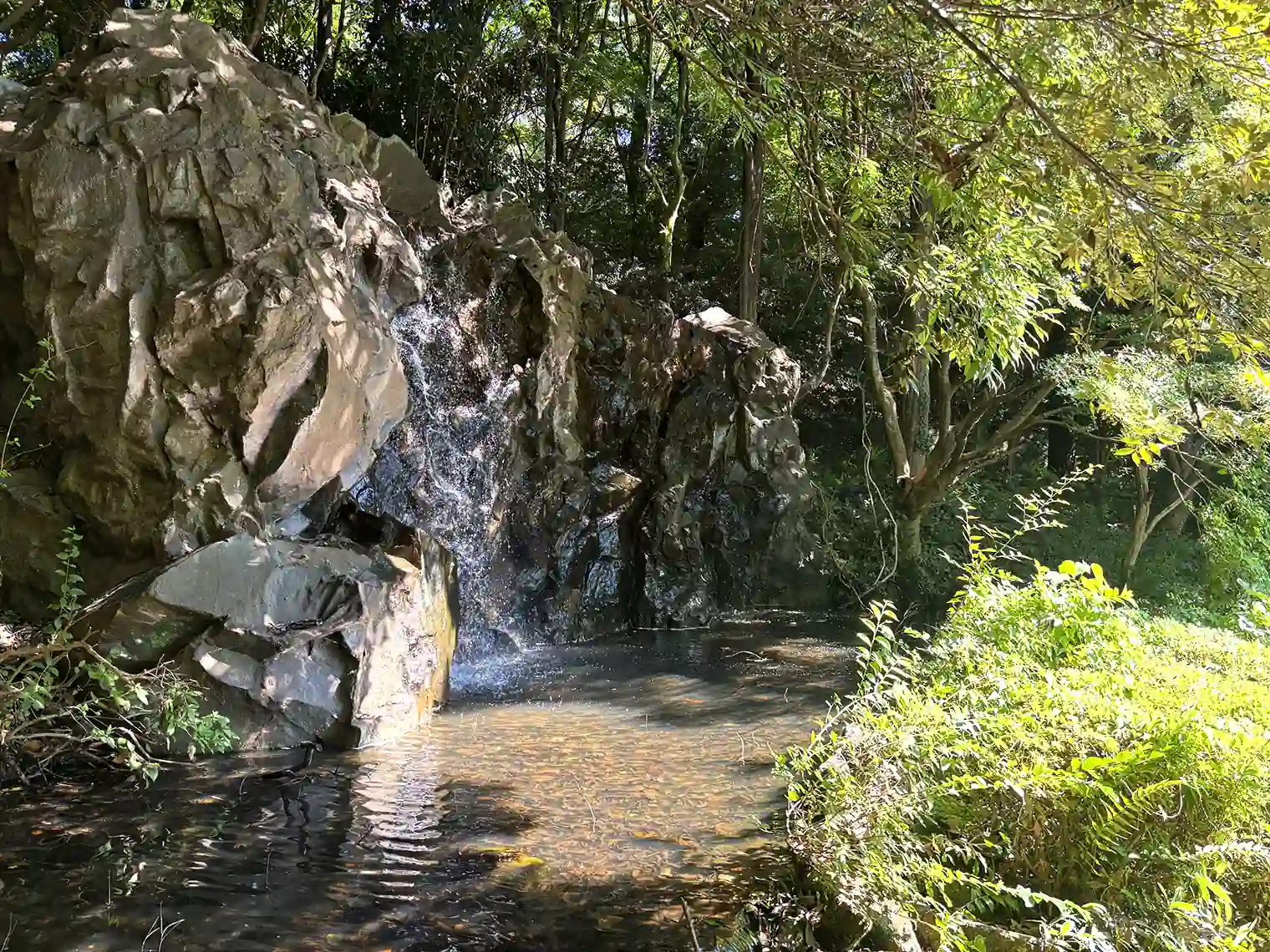 滝の広場