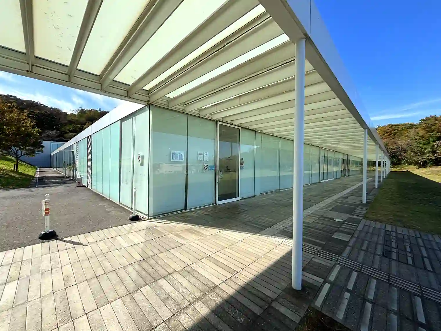 横須賀美術館
