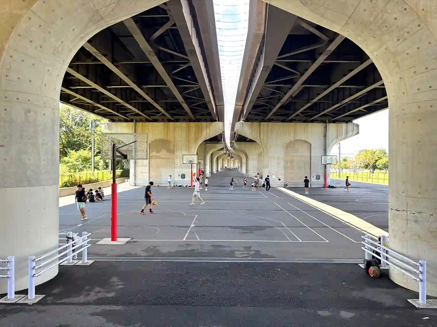バスケットボール広場