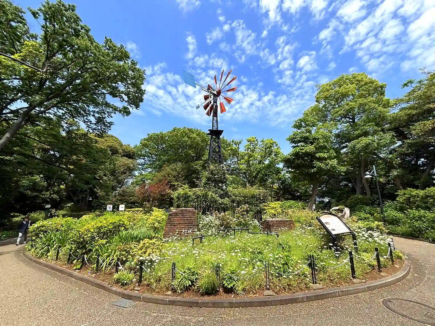 庭園広場