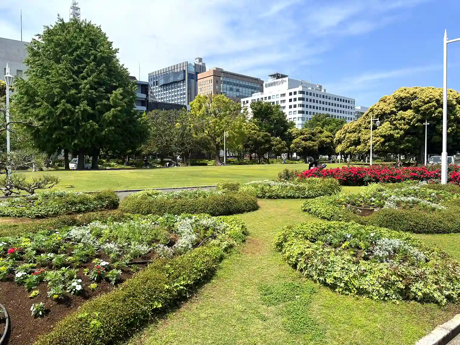 芝生広場