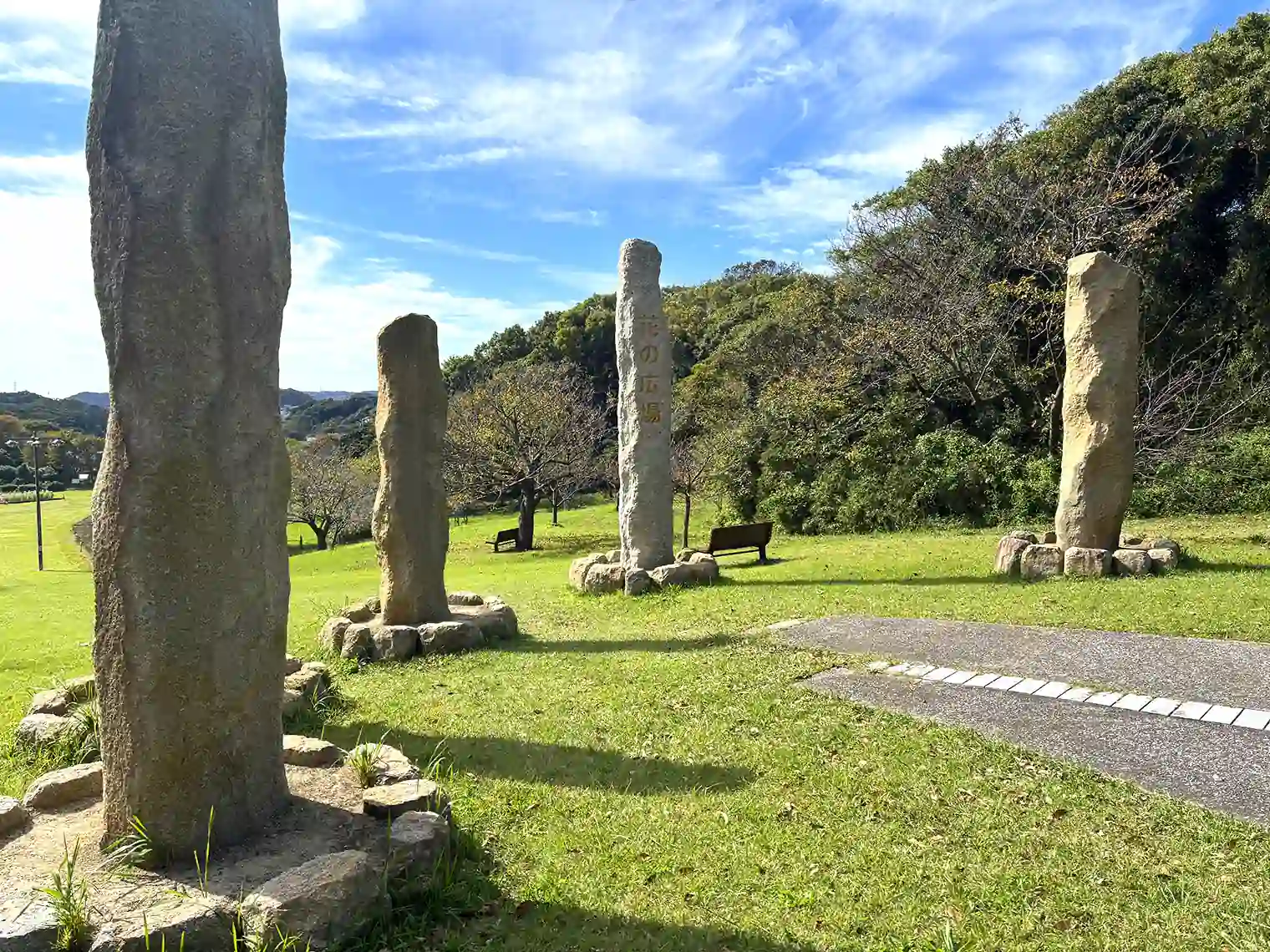 花の広場のモニュメント