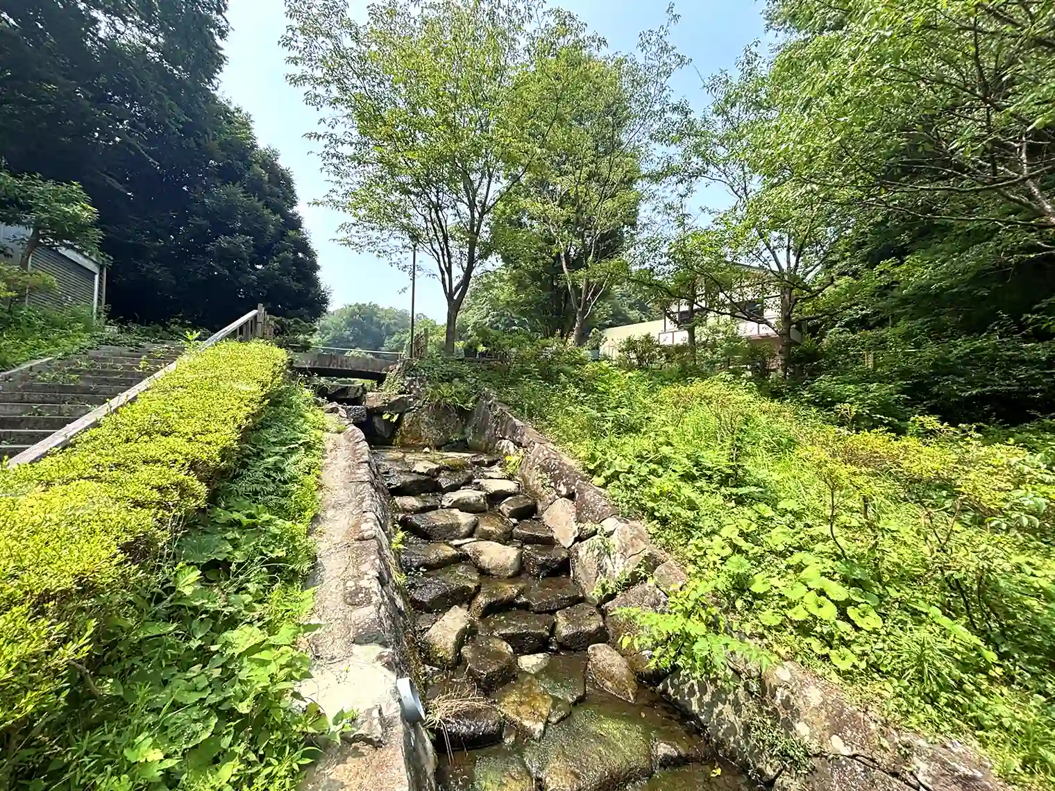 人工渓流