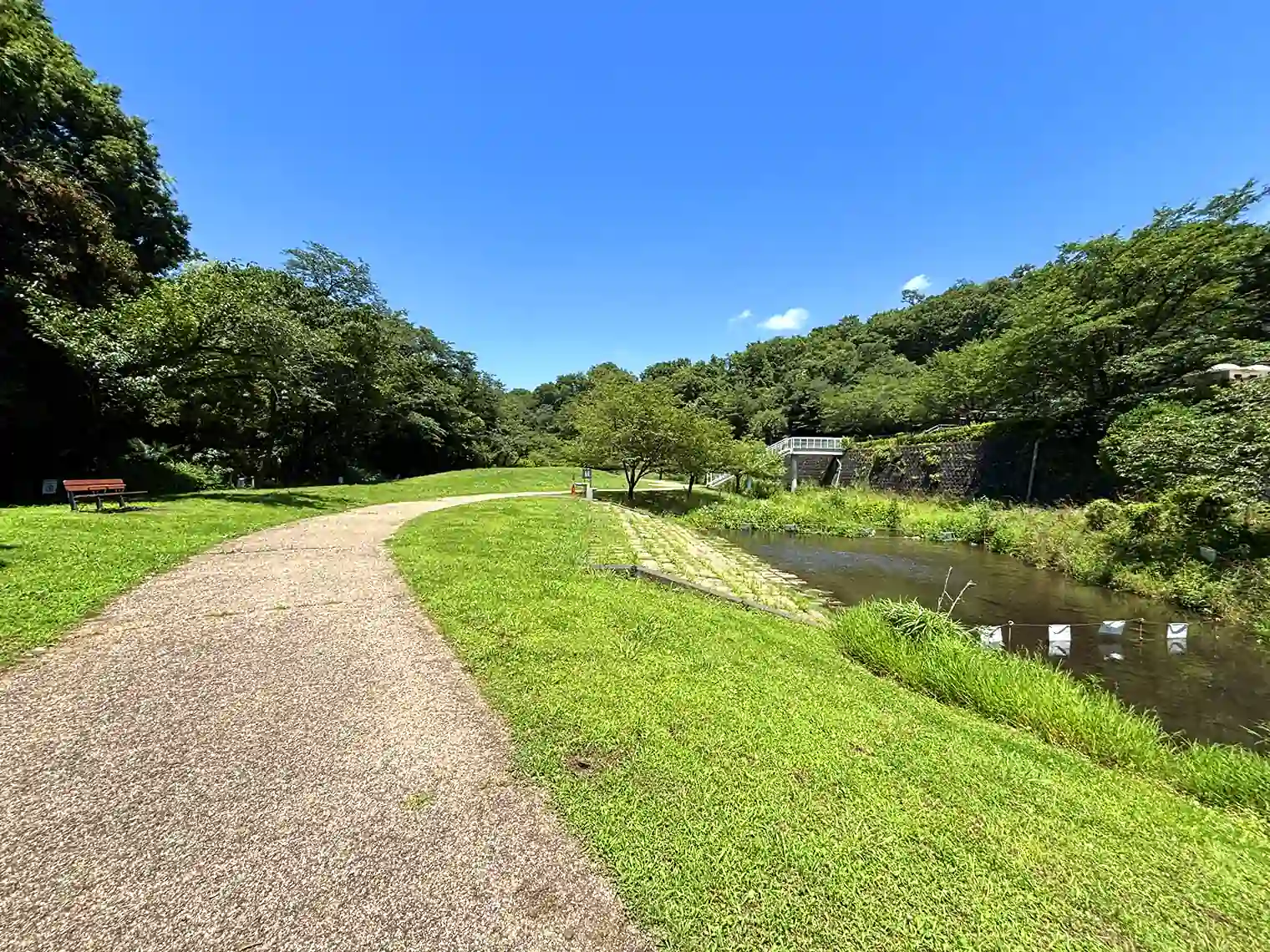 せせらぎの園地区